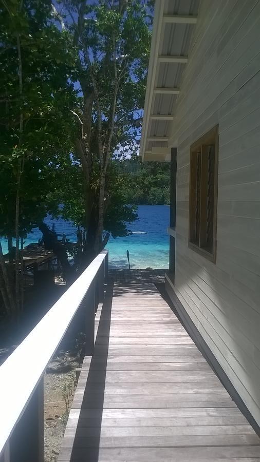 Evis Resort At Nggatirana Island Halisi Bagian luar foto